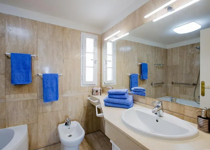 Superior Del Duque Ocean View 2 Bedroom Lägenhet